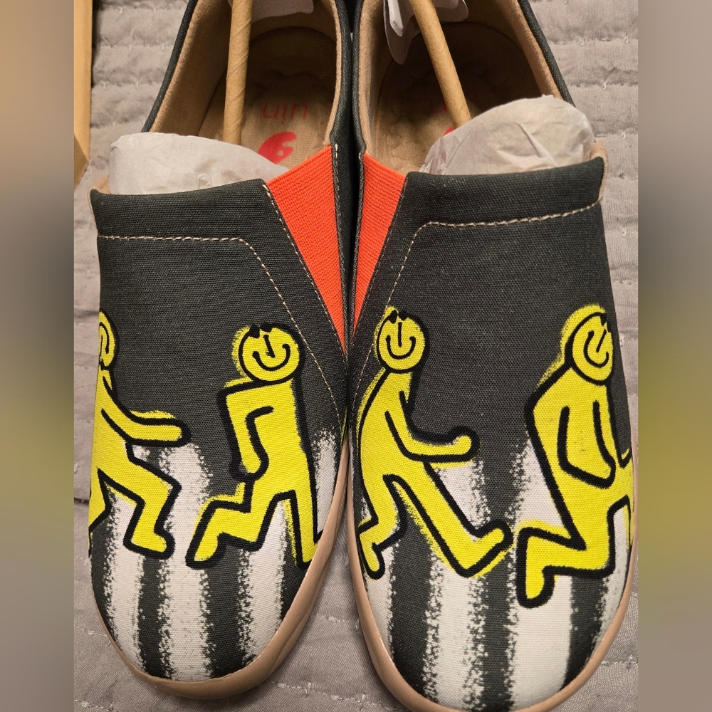 UIN "Abbey Road" Canvas Shoes, Size 9, NWT.